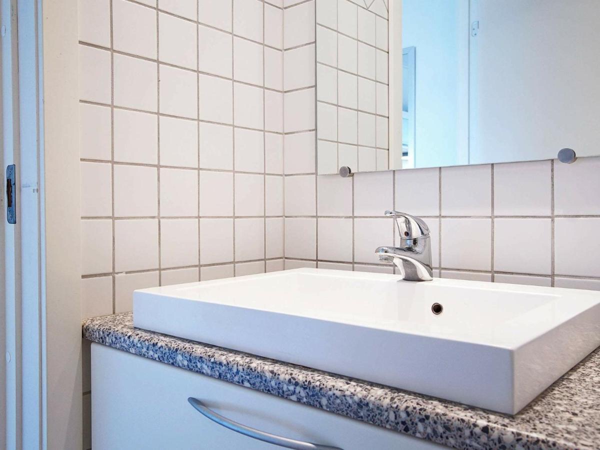 4 Person Holiday Home In Allinge Kültér fotó